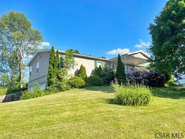 126 Carmel St, Johnstown, PA 15902