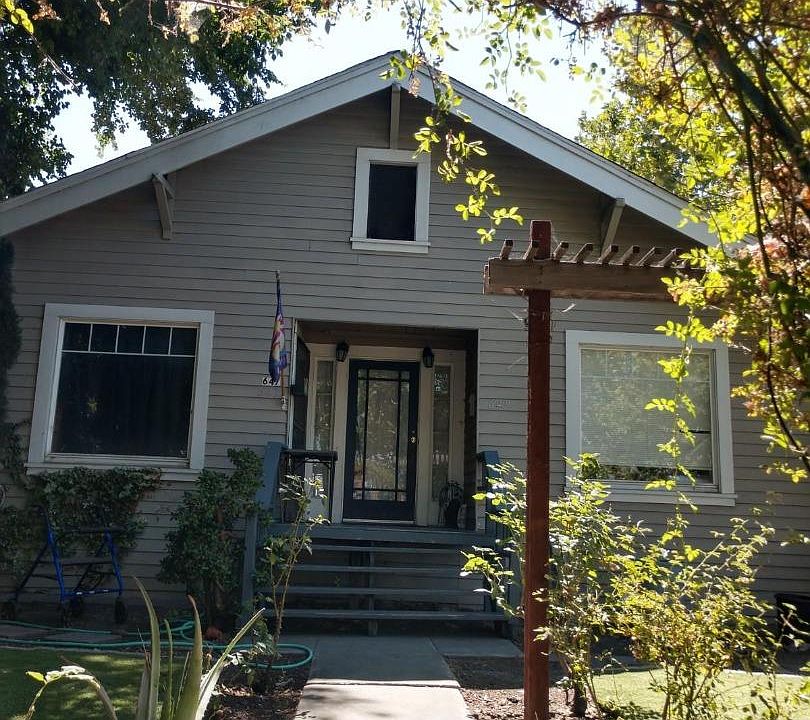 1st image of 647 Stockton Ave
