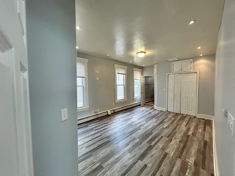 55 Liberty St — Photo 23