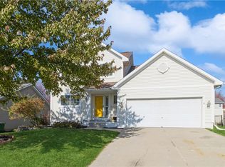 12211 Airline Ave, Urbandale, IA 50323