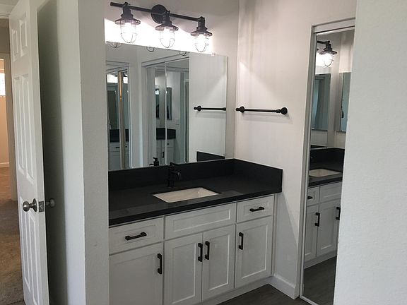 4th image of 3916 W 178th St APT 3