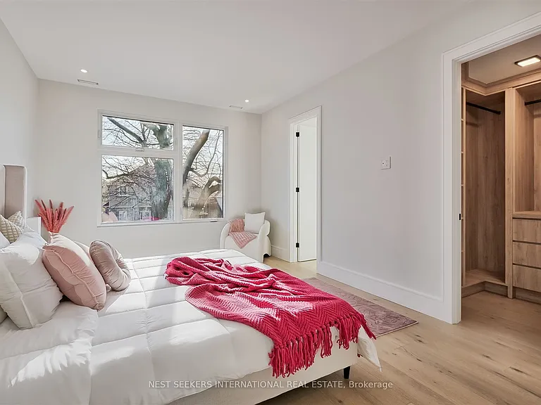 27 Inverleigh Dr — Photo 31
