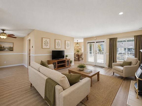 4th image of 13725 72a Ave #209