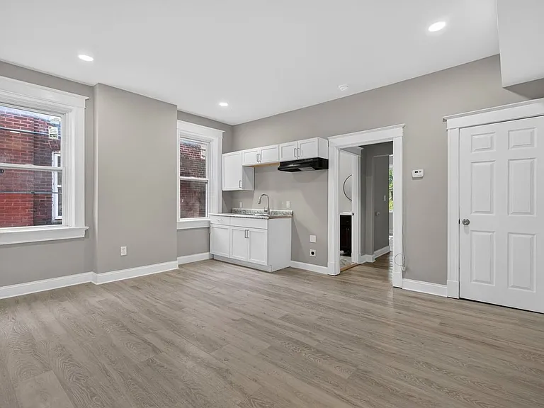 3225 Minnesota Ave #2F — Photo 4