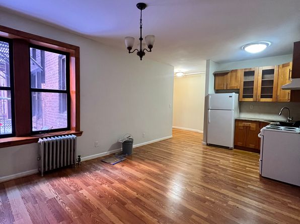 (undisclosed Address)