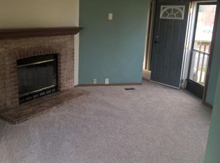 8872 Chapel Hill Ct, Hillsboro, MO 63050