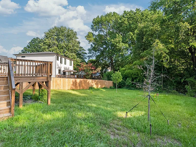 3905 Plainview Rd — Photo 52