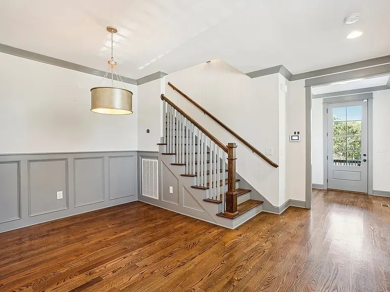 717 Stockell St — Photo 24