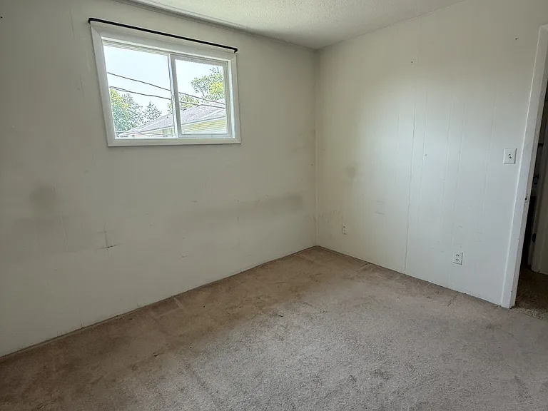 708 N Lincoln St — Photo 7
