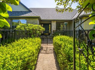 1625 Victorian Way, Eugene, OR 97401