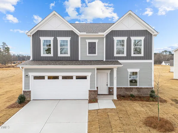 31 Rolling Banks Dr, Louisburg, NC 27549