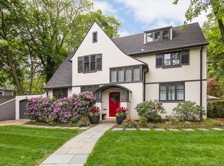 94 E Rock Rd, New Haven, CT 06511