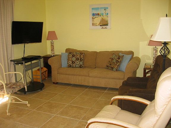 2nd image of 5008 Gulf Blvd