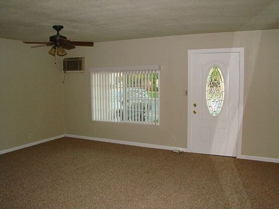 3rd image of 5996 Sampson Blvd