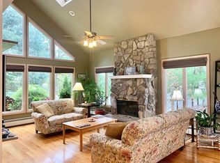 72 Pine Edge Dr, East Moriches, NY 11940