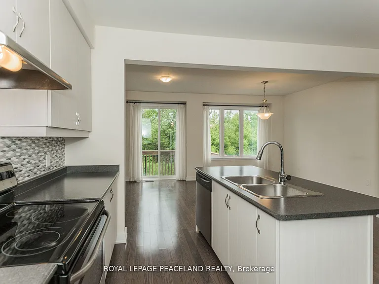 41 Dariole Dr — Photo 13