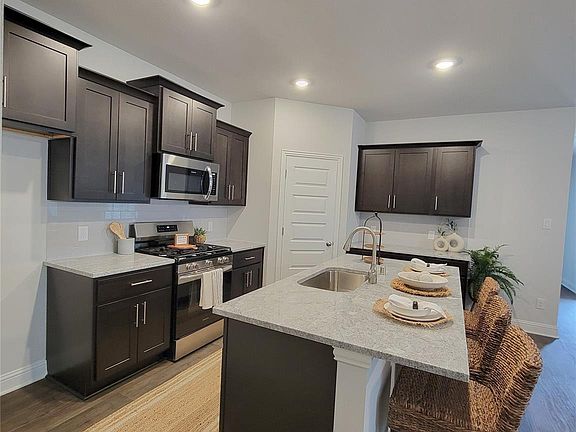 3rd image of 9340 Hard Rock Rd