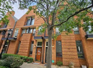 919 Botetourt Gdns, Norfolk, VA 23507