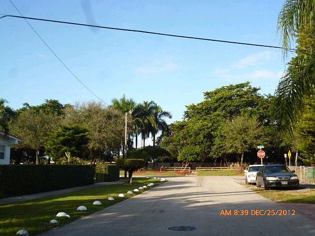 2nd image of 2355 NW 186th St
