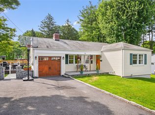 13 Overlook Rd, Ardsley, NY 10502