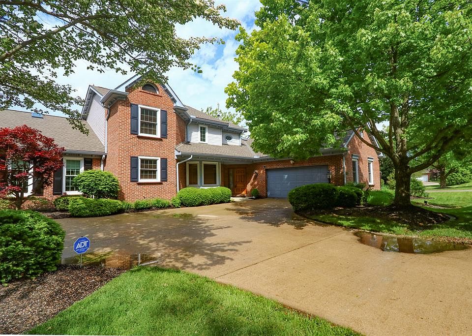 1st image of 862 Windsor Green Dr