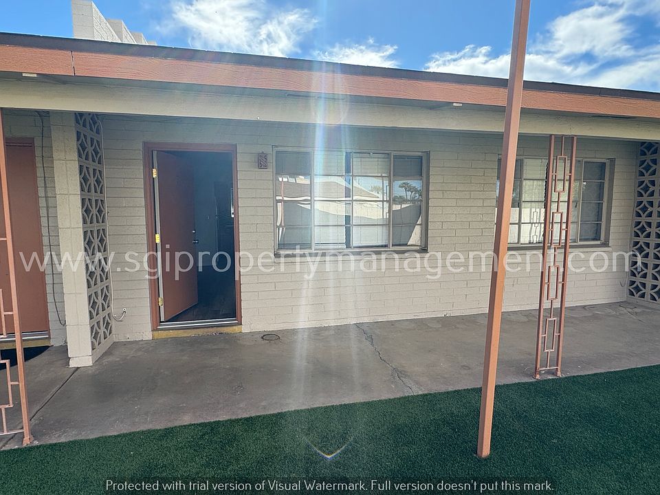 1st image of 2030 E Glenrosa Ave #2