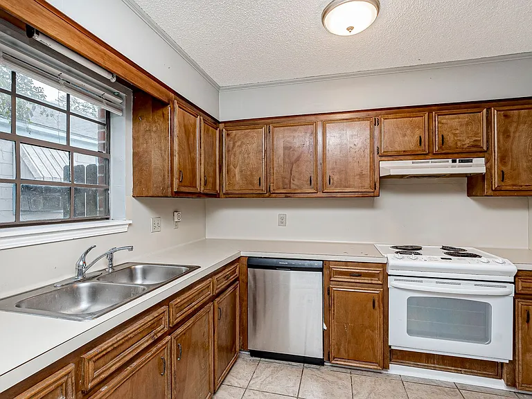 3711 Cole Dr #2 — Photo 1