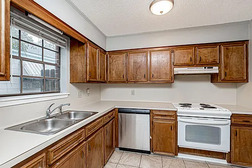 3711 Cole Dr #2 Photo 1