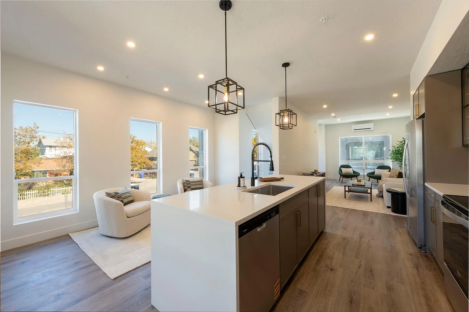 2 bed, 2.5 bath, 1435 sqft, $2,900 — Photo 1