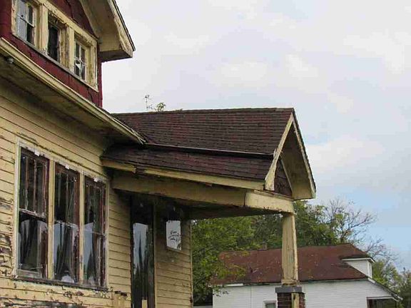 12040 Strasburg