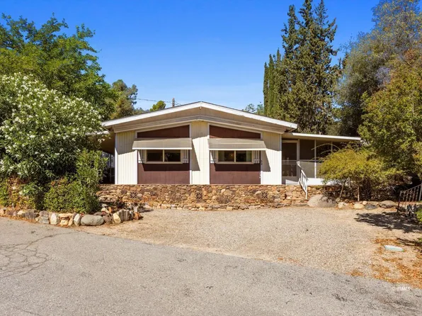 52 Haji Ln, Wofford Heights, CA 93285