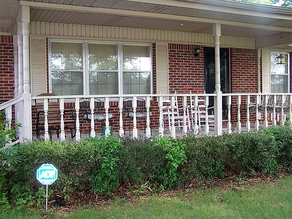 3rd image of 171 Woodmont Dr