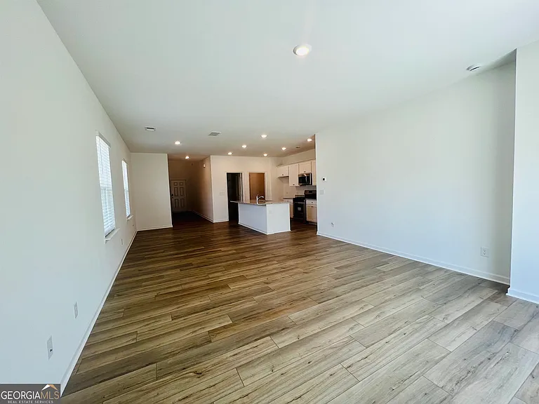 4005 Berry Farm Ct — Photo 4