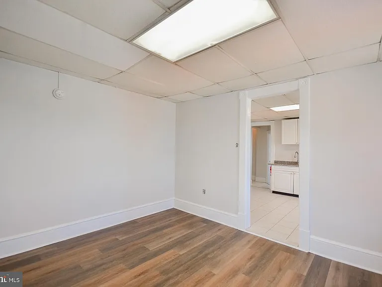117 E Martin St #1 — Photo 6