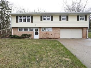 5634 E Glen Moor Rd, Minnetonka, MN 55345