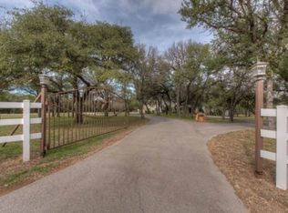 222 Valley Vw E, Burnet, TX 78611