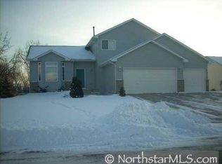 4917 Oxborough Gdns, Minneapolis, MN 55443