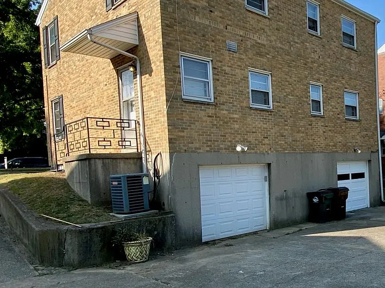 3003 Grand Ave — Photo 11