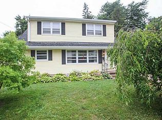 1722 E 32nd St, Des Moines, IA 50317
