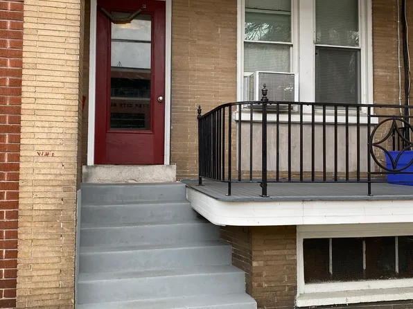 428 W King St APT 1, Lancaster, PA 17603