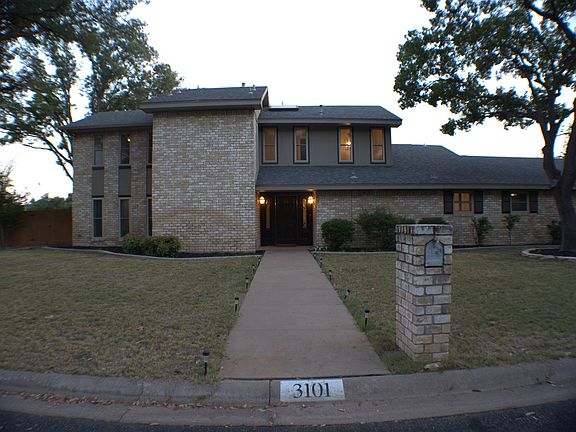 2nd image of 3101 Ridgecrest Ln