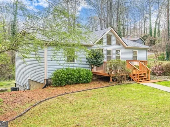 549 Pineland Cir SW, Mableton, GA 30126
