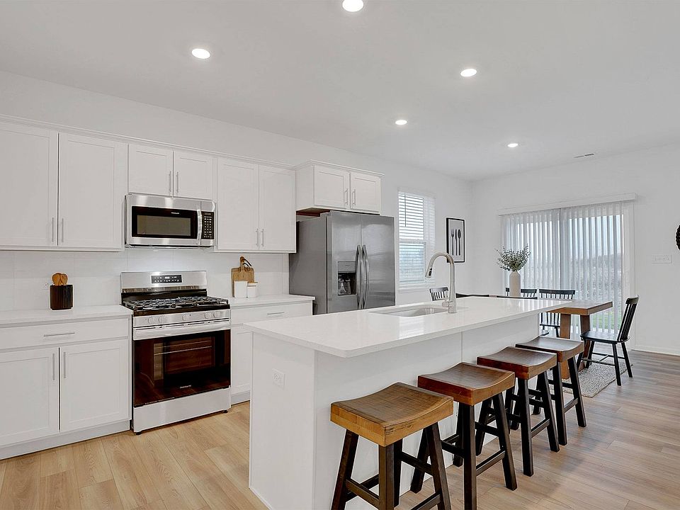 1st image of 499 E 127th Pl #12574