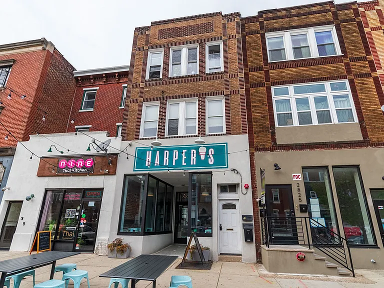 2827 W Girard Avenue — Photo 21