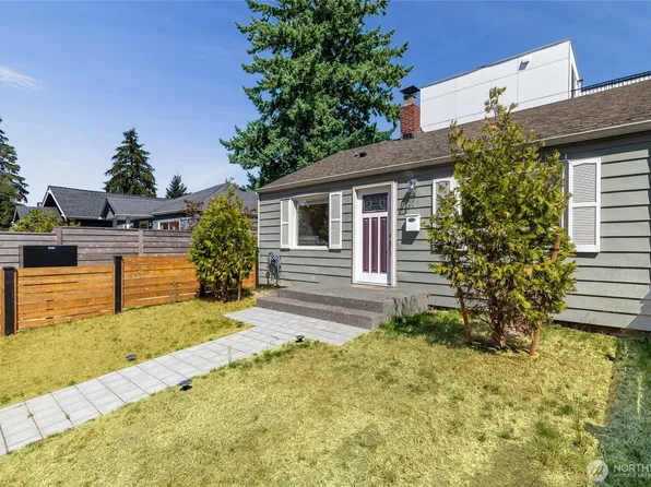 9226 21st Avenue SW, Seattle, WA 98106