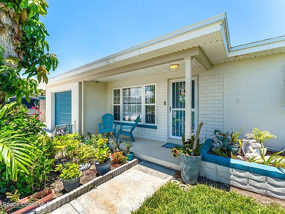 2nd image of 341 W Dover St