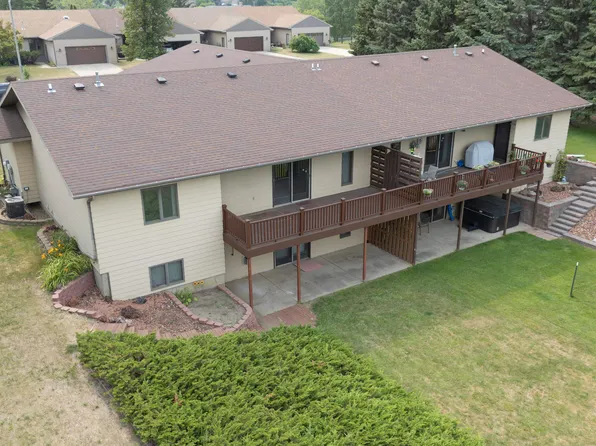 1708 16th St NW, Minot, ND 58703