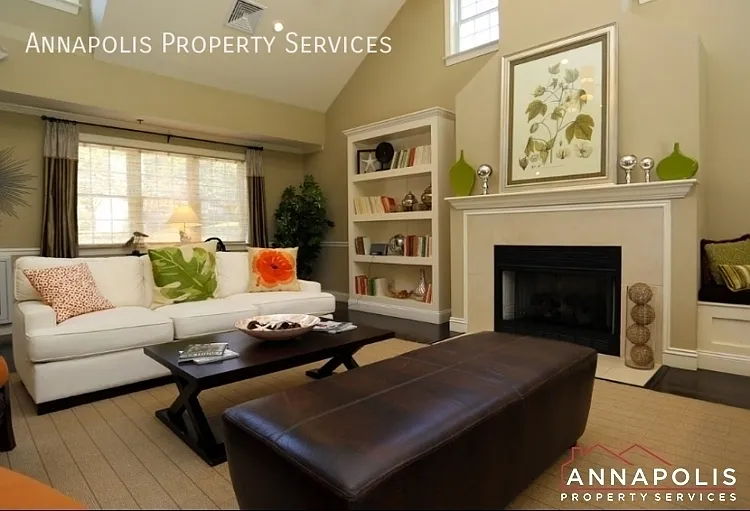 1101 Primrose Ct #302 — Photo 22