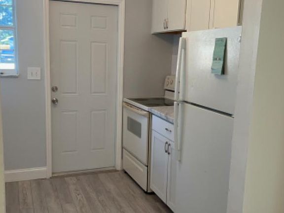 3rd image of 15594 58th St N #A