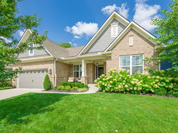 10314 Pigato Dr, Zionsville, IN 46077